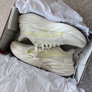 Puma Velocity NITRO 4 - Running Shoes